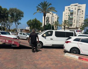 עיריית אשדוד יוצאת למבצע רחב היקף לפינוי גרוטאות רכב מהמרחב הציבורי