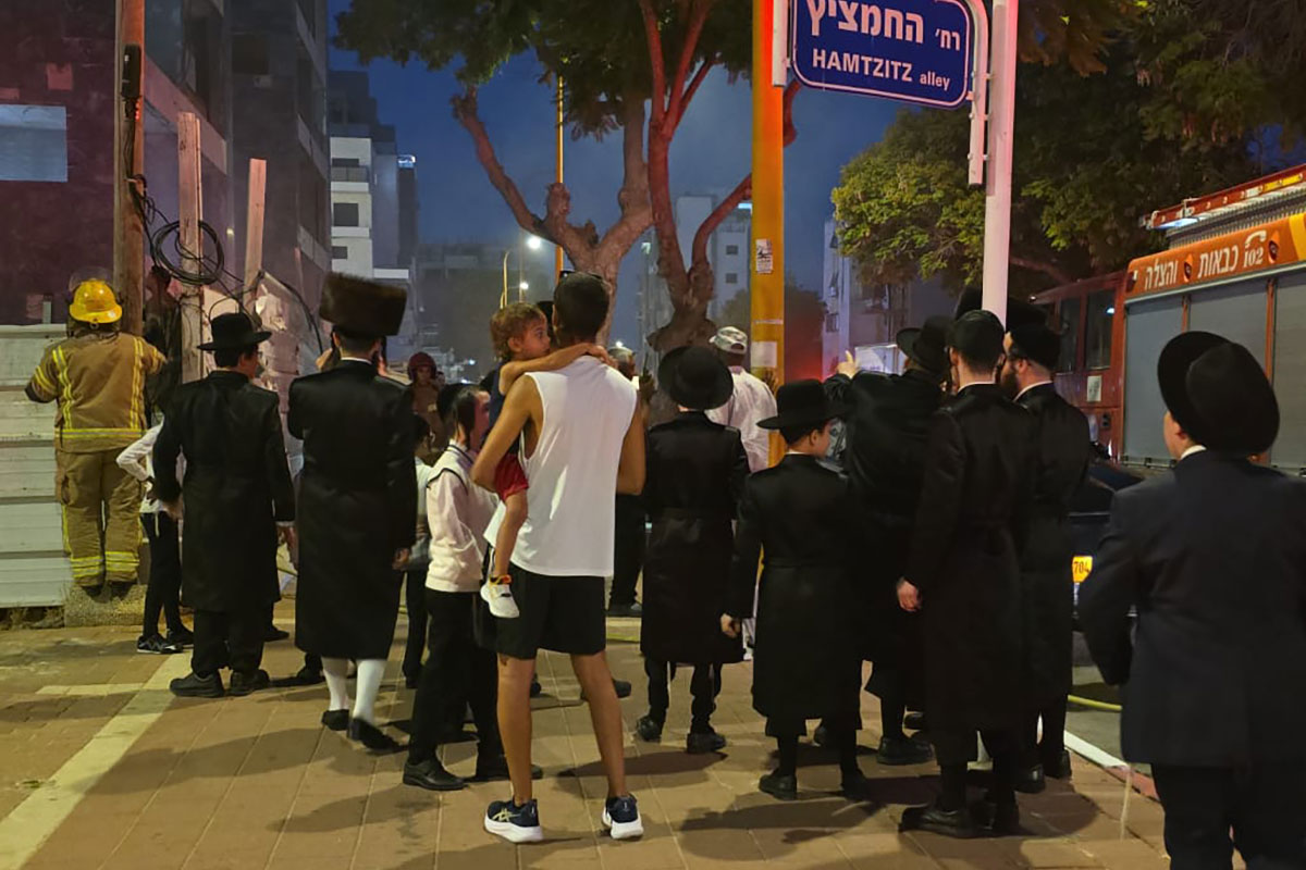 לוחמי האש השתלטו במהירות על שריפה ברחוב החמציץ