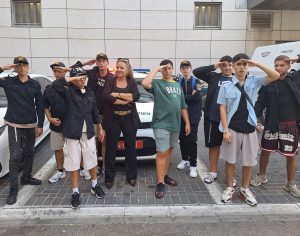 בני הנוער של תכנית מיל"ה התארחו בתחנת משטרת אשדוד