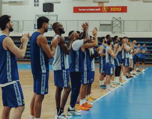 מכבי רושטיין אשדוד קיימה היום אימון פתוח לקהל וכ 150 אוהדים הגיעו כדי לתמוך בקבוצה.