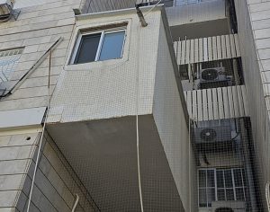 הצצה למועצה: דויד אסייג דורש טיפול מיידי במרפסות ומבנים המעוררים חשש בטיחותי