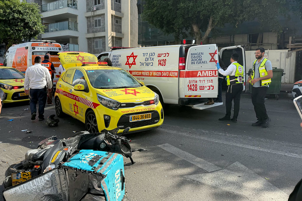 תאונה ברחוב דוב גור: רוכב אופנוע כבן 20 נפצע באורח בינוני מפגיעת רכב